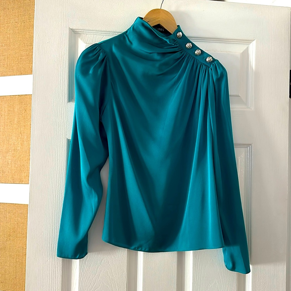 Intermix SZ 2. Work once. Teal silk blouse